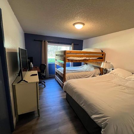 Rustic Girdwood Condo Bagian luar foto
